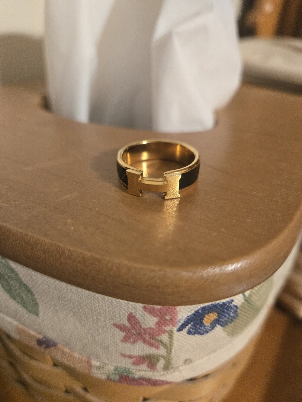 Boutique Source Unknown Gold Tone H-Shaped Ring with Black Enamel